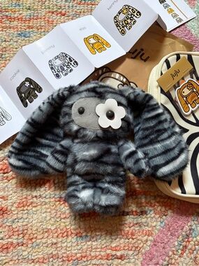 CJ Hendry’s Juju Animal Print Series 🦓 Cookie (3/7)